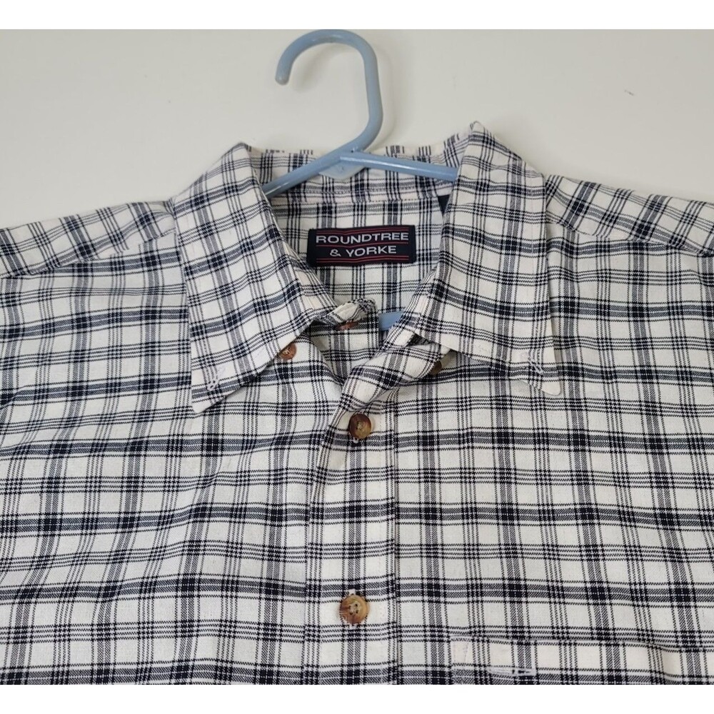 Roundtree & Yorke Cotton Shirt L Navy White Plaid Short Sleeve Button Front